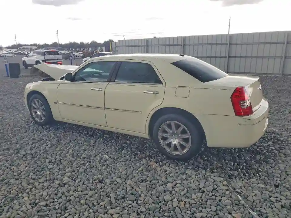2C3CA5CV2AH329539 2010 CHRYSLER 300-1