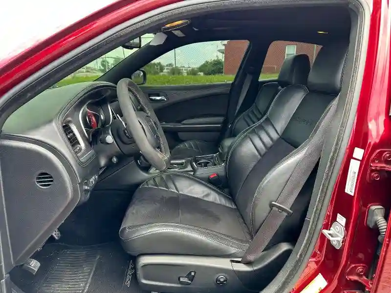 2C3CDXL9XKH725919 2019 DODGE CHARGER-4