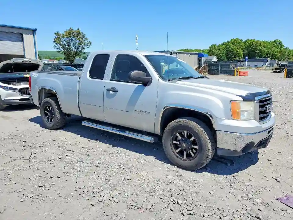 1GTSKVE35AZ155708 2010 GMC SIERRA-3
