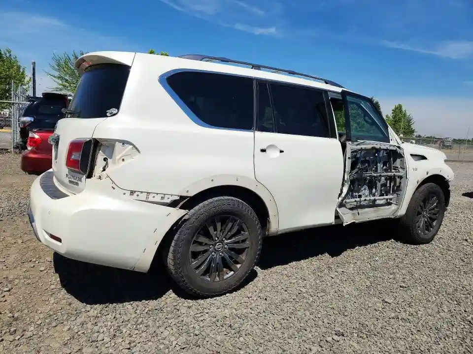 JN8AY2NE7J9733628 2018 NISSAN ARMADA-2