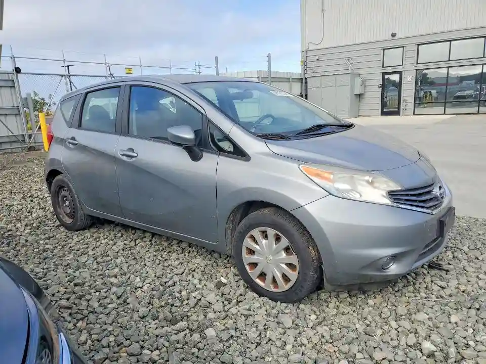 3N1CE2CP3FL421907 2015 NISSAN VERSA-3