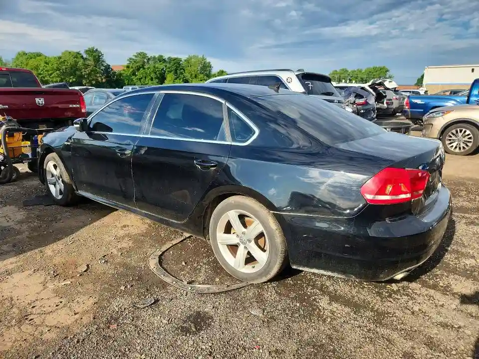 1VWAT7A38FC116581 2015 VOLKSWAGEN PASSAT-1