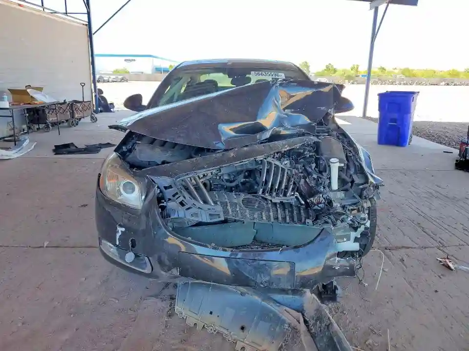 W04GY5GV4B1063745 2011 BUICK REGAL-4
