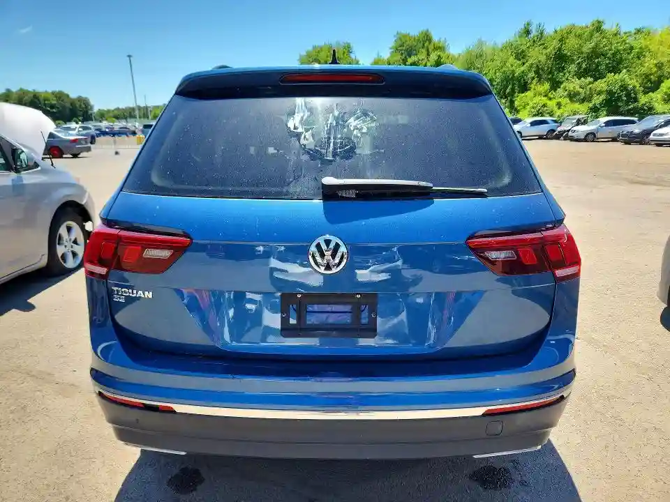 3VV3B7AX8LM061806 2020 VOLKSWAGEN TIGUAN-5