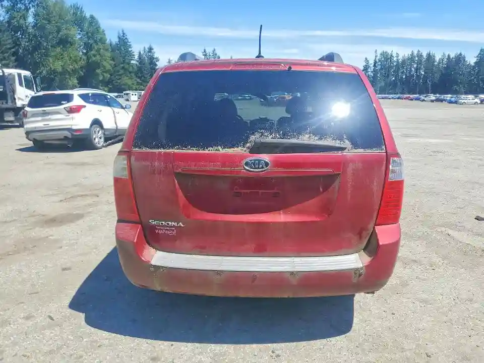 KNDMG4C33A6340803 2010 KIA SEDONA-5