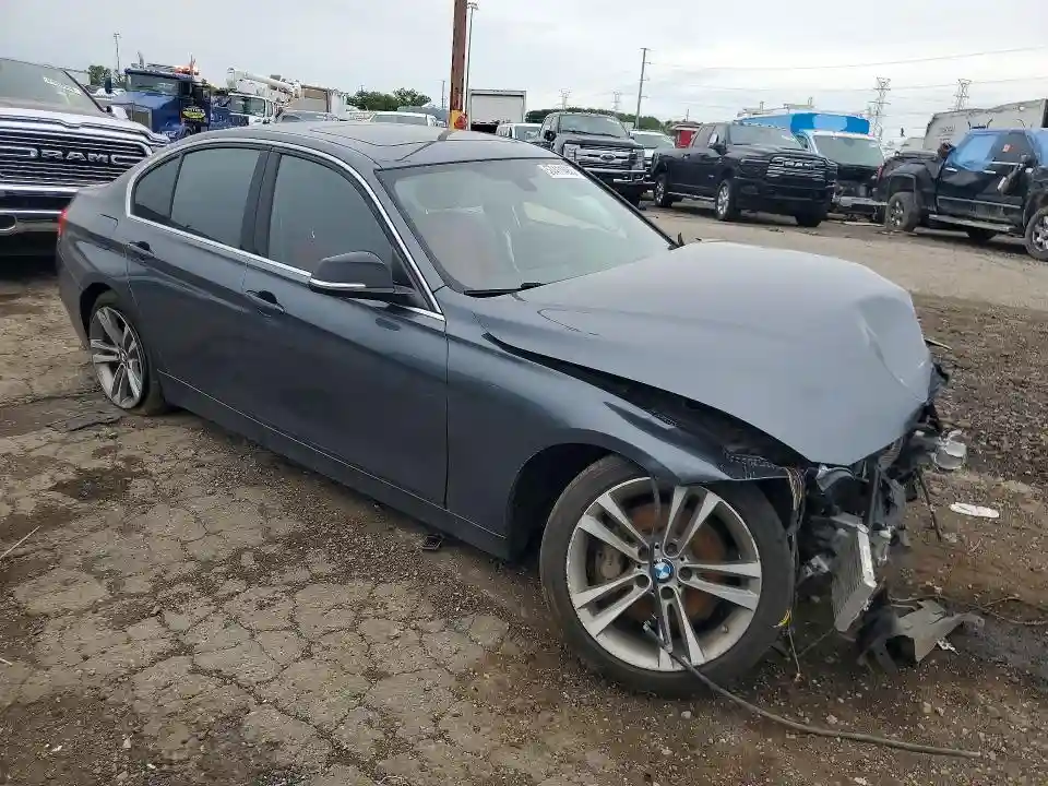 WBA3B9G53FNR93435 2015 BMW 3 SERIES-3