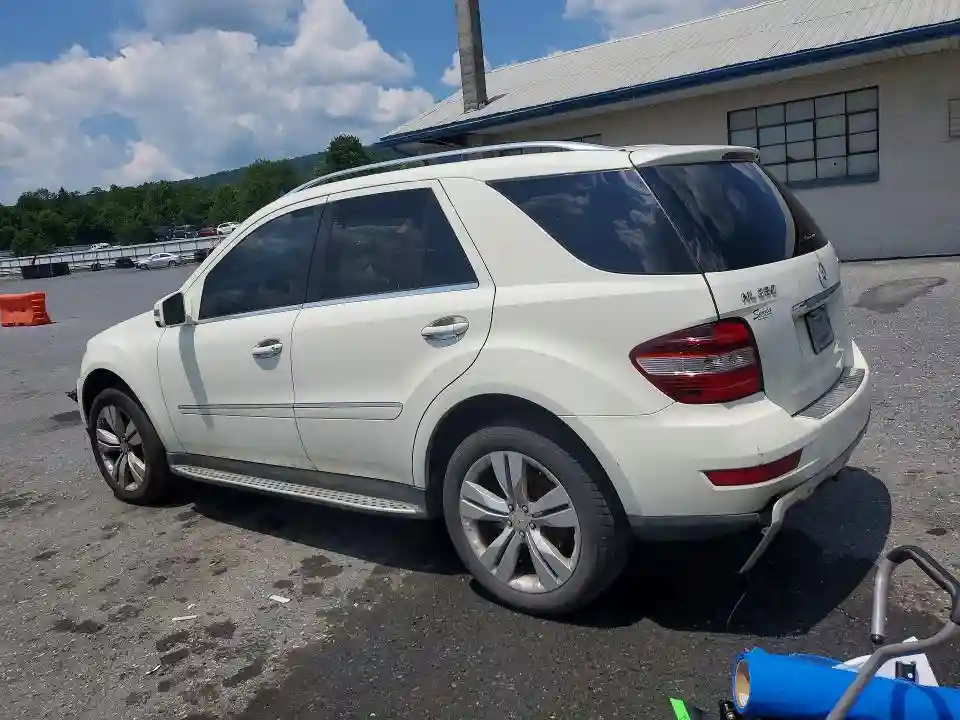 4JGBB8GB5BA747420 2011 MERCEDES-BENZ M-CLASS-1