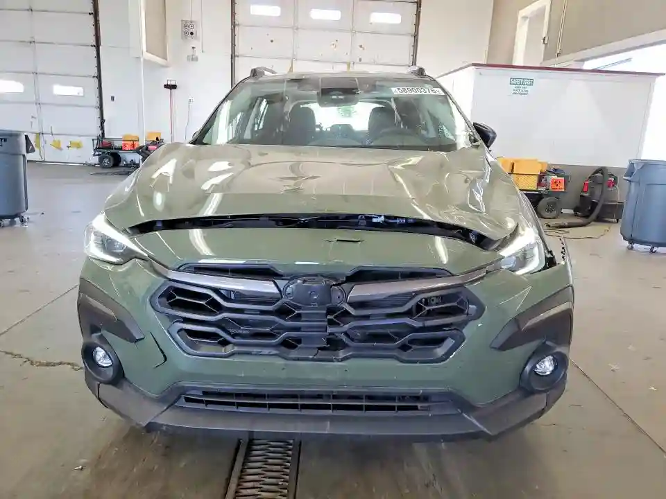 4S4GUHM68R3792132 2024 SUBARU CROSSTREK-4