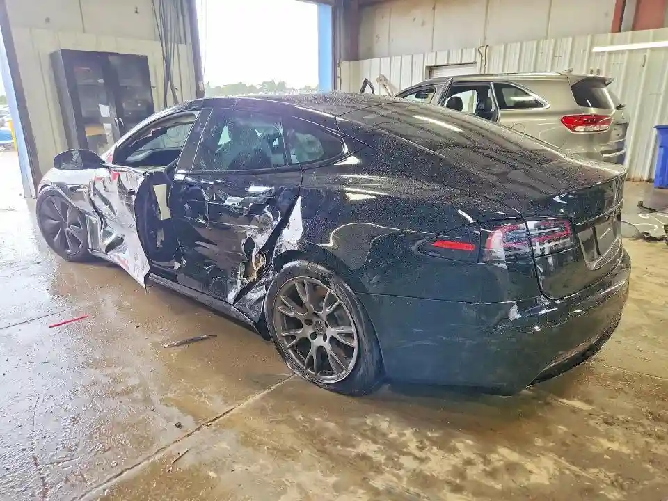 5YJSA1E52RF543624 2024 TESLA MODEL S-1