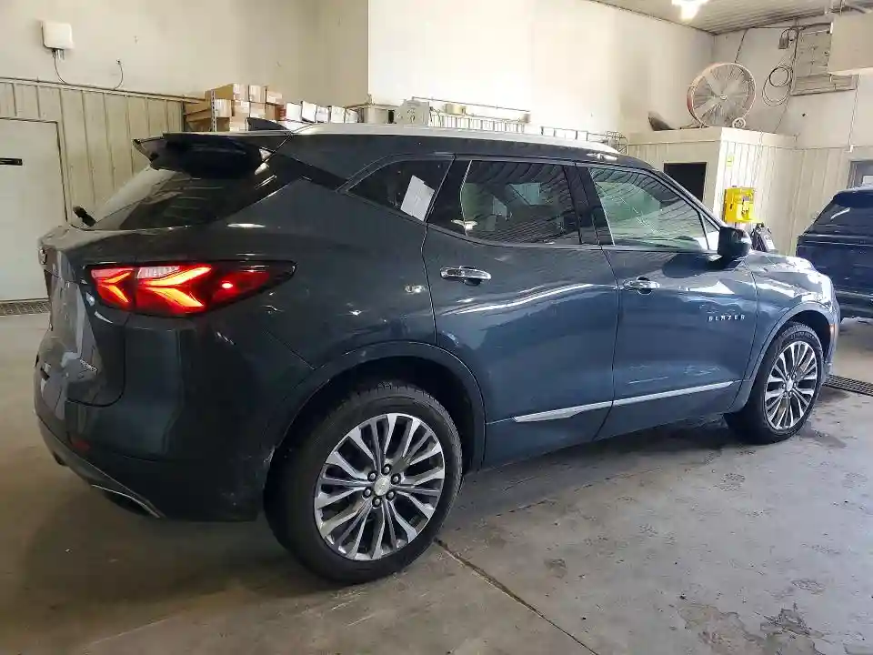 3GNKBKRS9KS694760 2019 CHEVROLET BLAZER-2