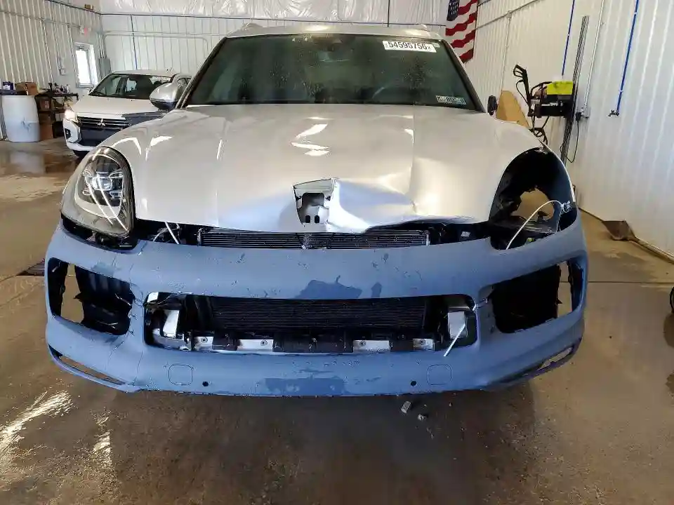 WP1AB2AY7KDA62942 2019 PORSCHE CAYENNE-4