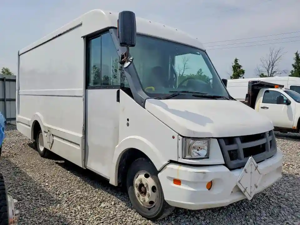JALB4T172J7W00617 2018 ISUZU NPR-3