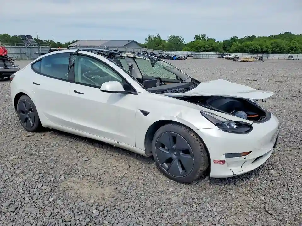 5YJ3E1EB1NF211991 2022 TESLA MODEL 3-3
