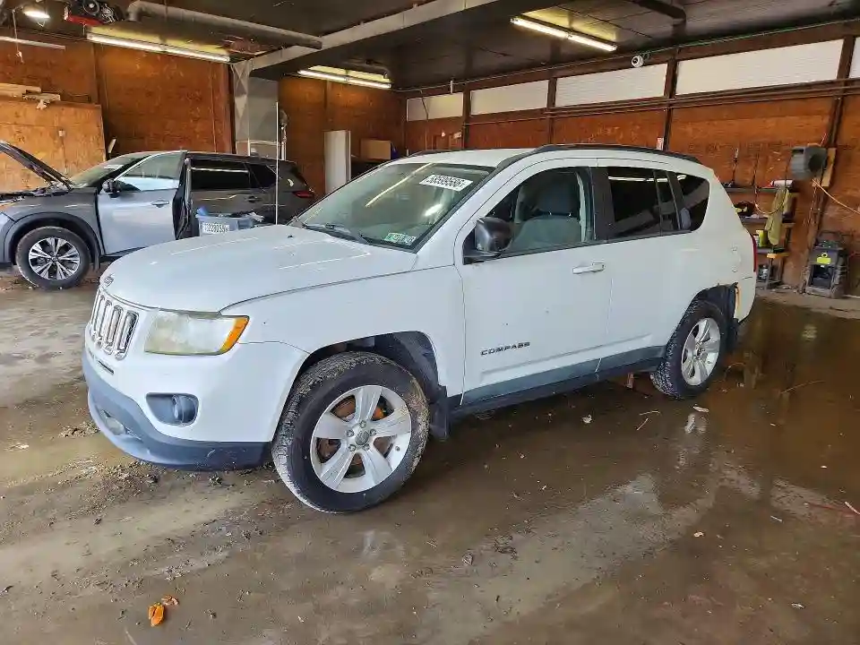 1J4NF1FB7BD180229 2011 JEEP COMPASS-0