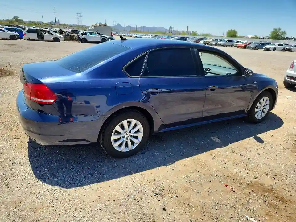 1VWAT7A30FC031850 2015 VOLKSWAGEN PASSAT-2