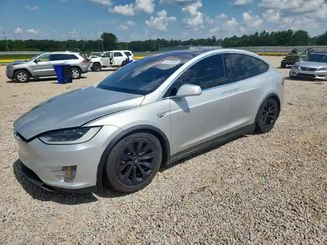 5YJXCAE25GF006121 2016 TESLA MODEL X-0