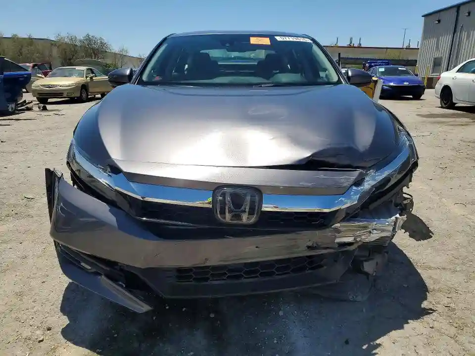 JHMZC5F32JC001372 2018 HONDA CLARITY-4