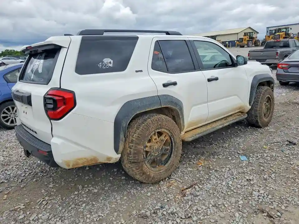 JTEVA5BR9S5010068 2025 TOYOTA 4RUNNER-2