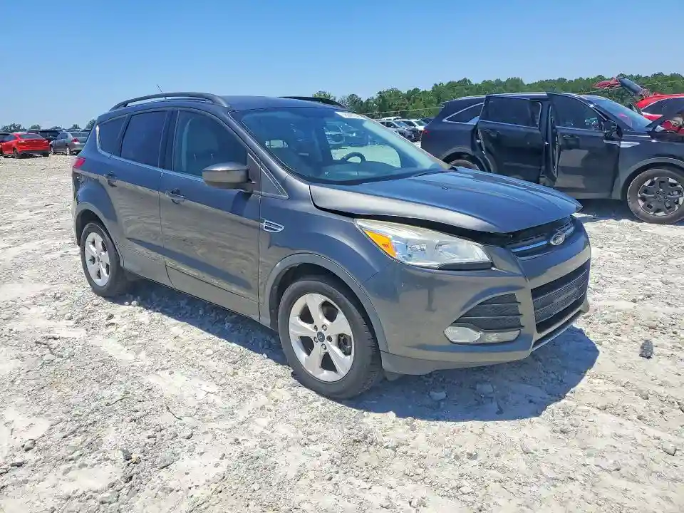 1FMCU0G96FUB10697 2015 FORD ESCAPE-3