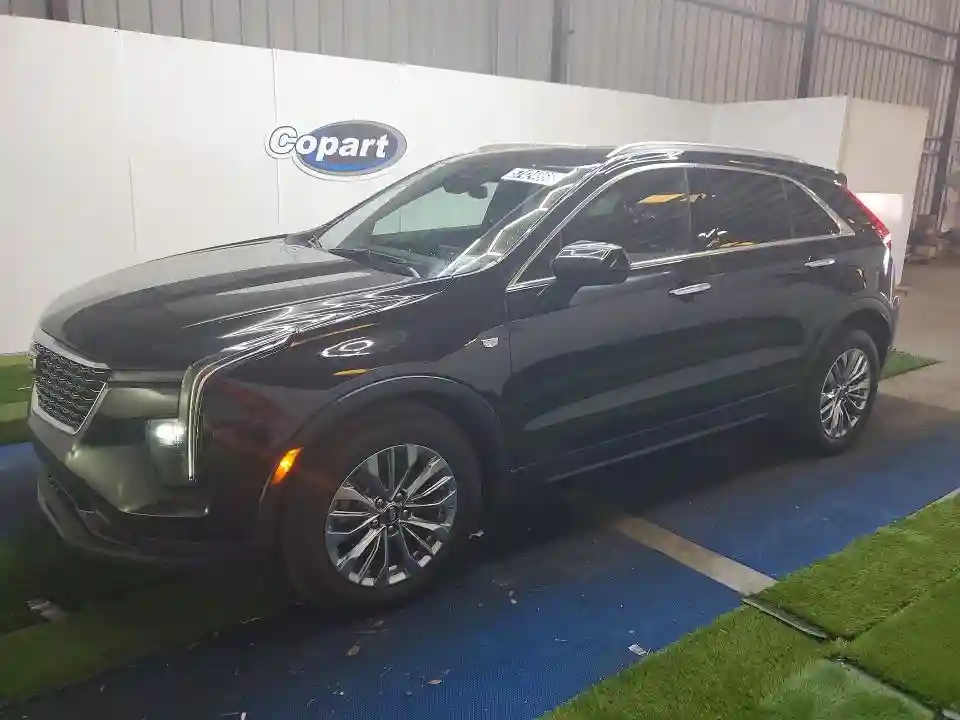 1GYFZCR4XRF213291 2024 CADILLAC XT4-0
