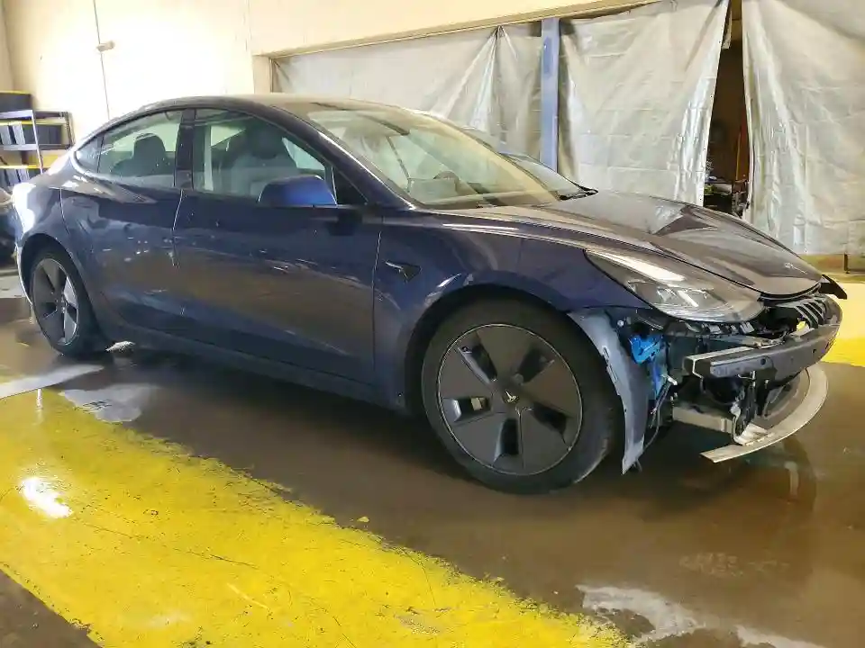 5YJ3E1EA7NF371011 2022 TESLA MODEL 3-3