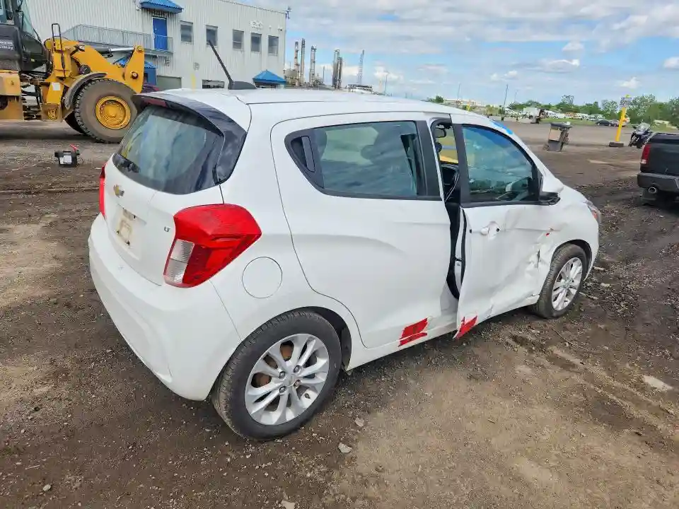 KL8CD6SA3LC404819 2020 CHEVROLET SPARK-2