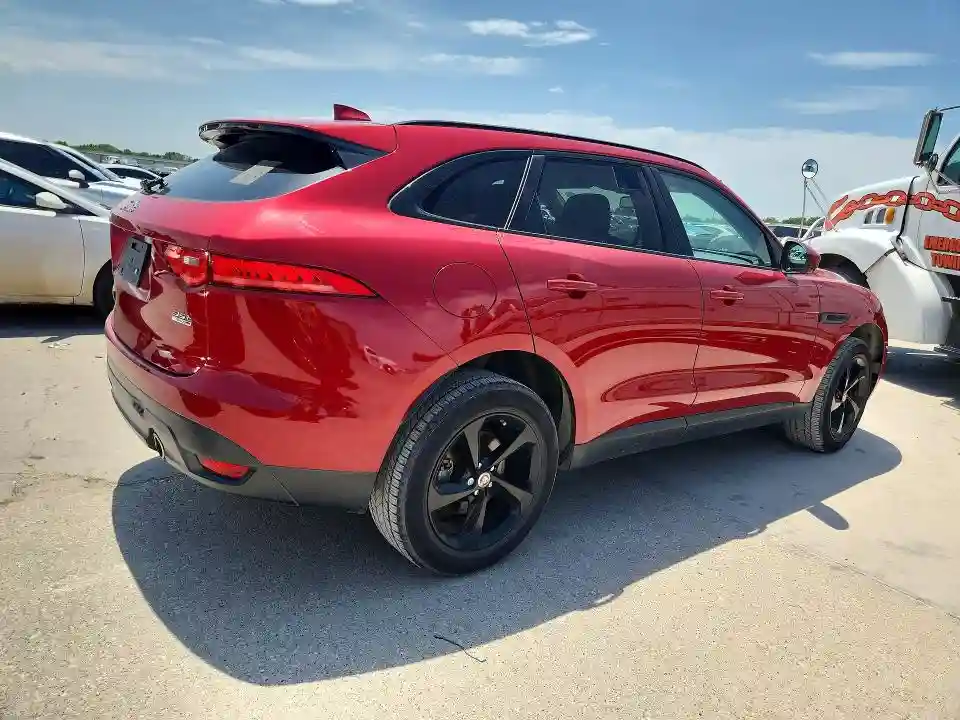 SADCJ2BV7HA886911 2017 JAGUAR F-PACE-2