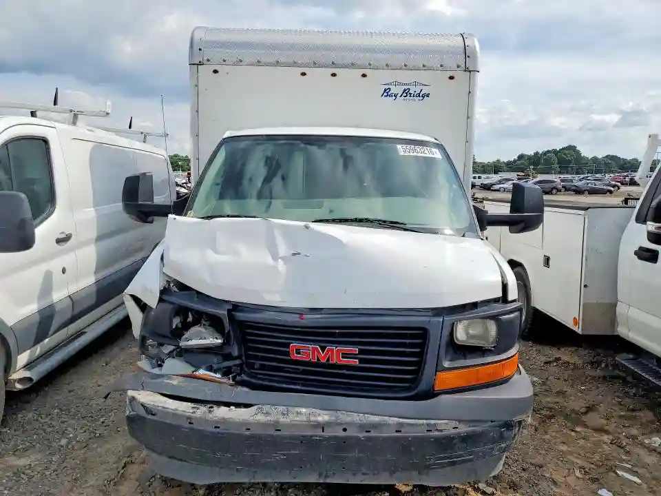 1GD37RCG3H1126358 2017 GMC SAVANA-4