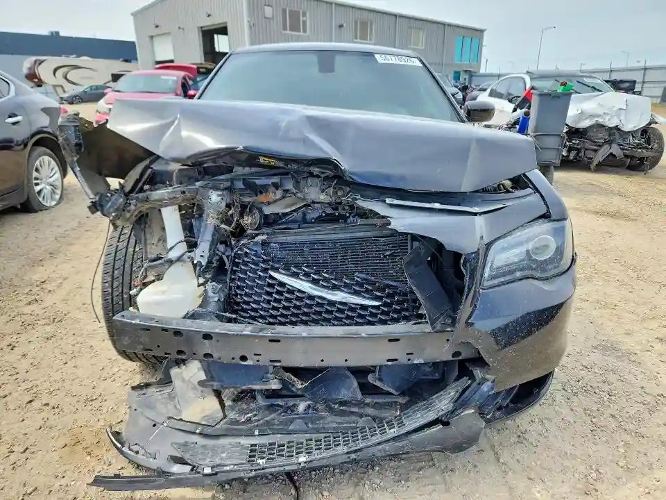 2C3CCAGG2JH293706 2018 CHRYSLER 300-4
