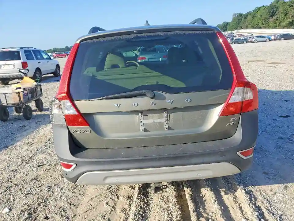 YV4982BZ0A1086751 2010 VOLVO XC70-5