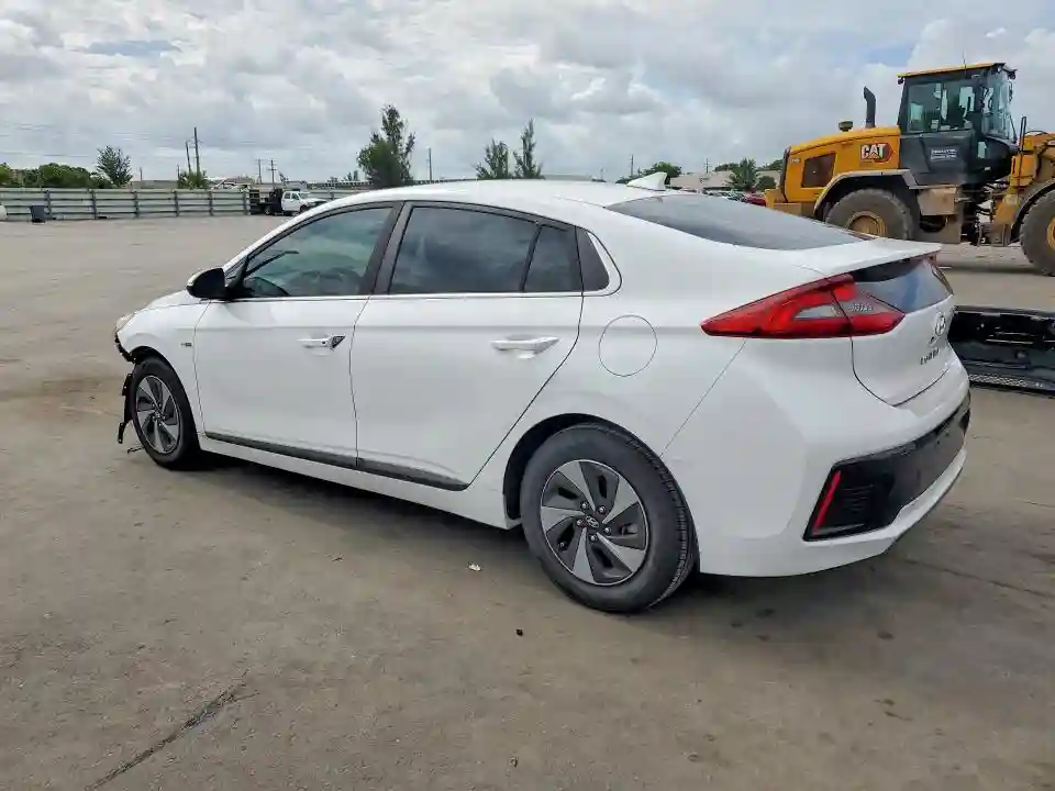 KMHC75LC1HU028756 2017 HYUNDAI IONIQ-1