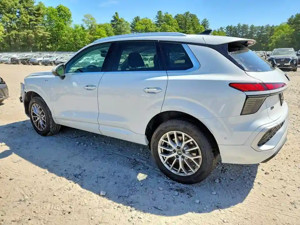 WA1ABCFJ7T1048863 2026 AUDI Q3-1