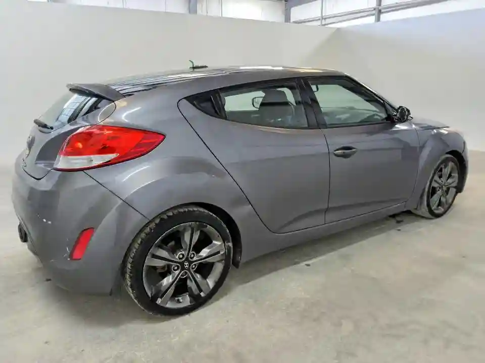 KMHTC6AD1HU314426 2017 HYUNDAI VELOSTER-2