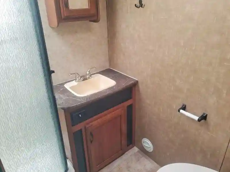 1UJBJ0BM5G1450107 2016 JAYCO JAY RECREATION-5