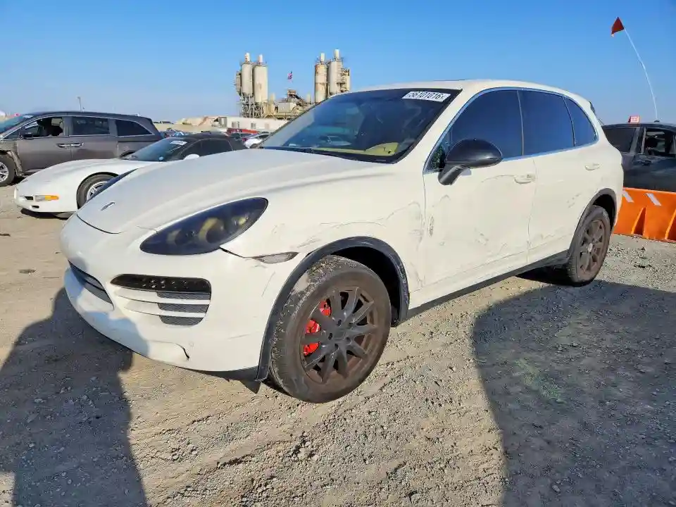 WP1AA2A20BLA04353 2011 PORSCHE CAYENNE-0