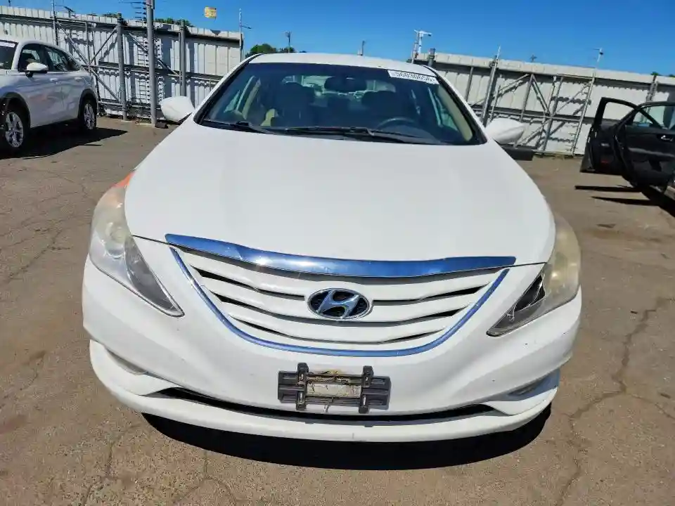 5NPEB4AC6DH785780 2013 HYUNDAI SONATA-4