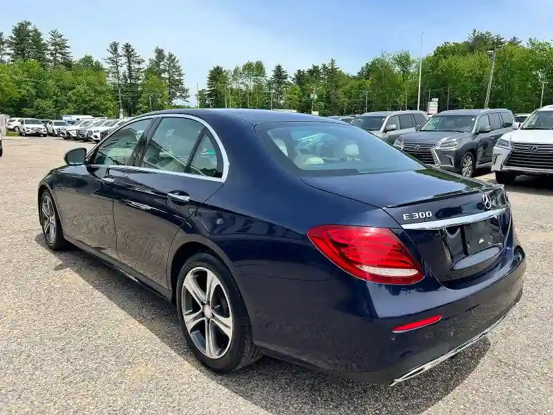 WDDZF4KB8HA132821 2017 MERCEDES-BENZ E-CLASS-2