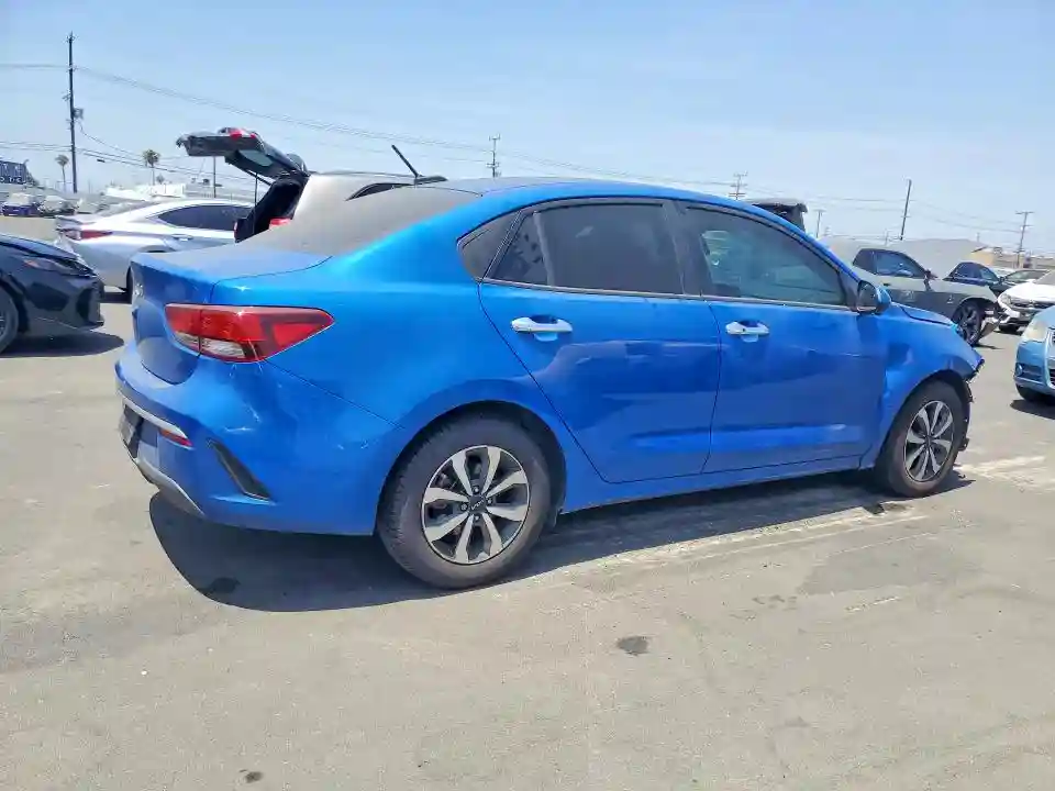 3KPA24AD1NE436913 2022 KIA RIO-2