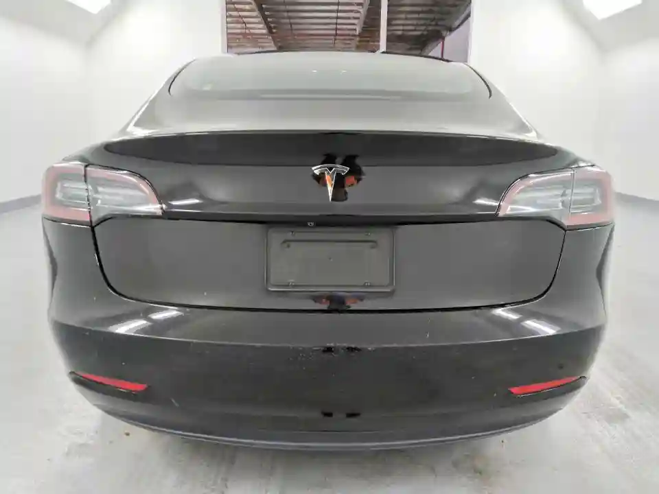 5YJ3E1EA9NF187205 2022 TESLA MODEL 3-5