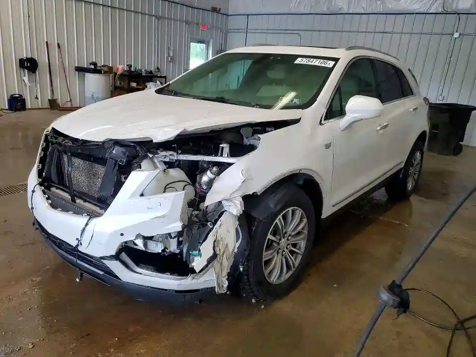 1GYKNBRS6HZ139741 2017 CADILLAC XT5-0