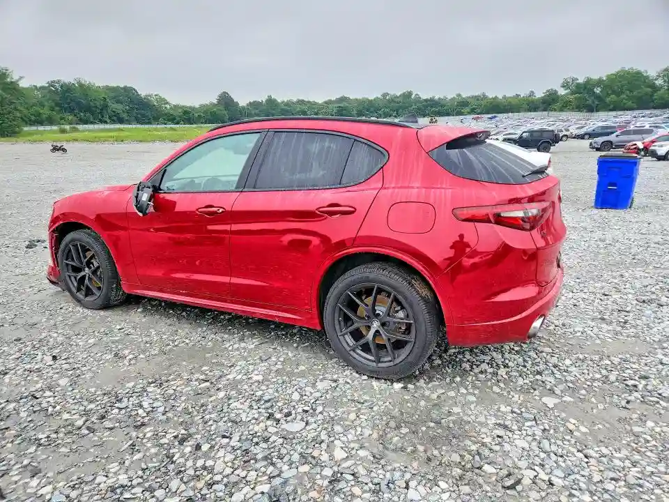 ZASPAKBN0M7D12159 2021 ALFA ROMEO STELVIO-1