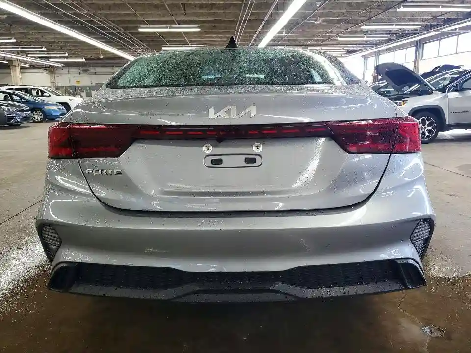 3KPF24AD7RE795047 2024 KIA FORTE LXS-5