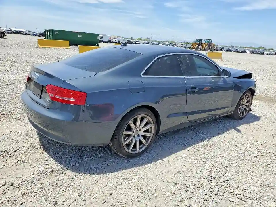 WAULFAFR0BA071877 2011 AUDI A5-2