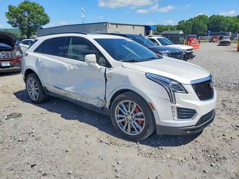 1GYKNGRS8NZ148885 2022 CADILLAC XT5-3