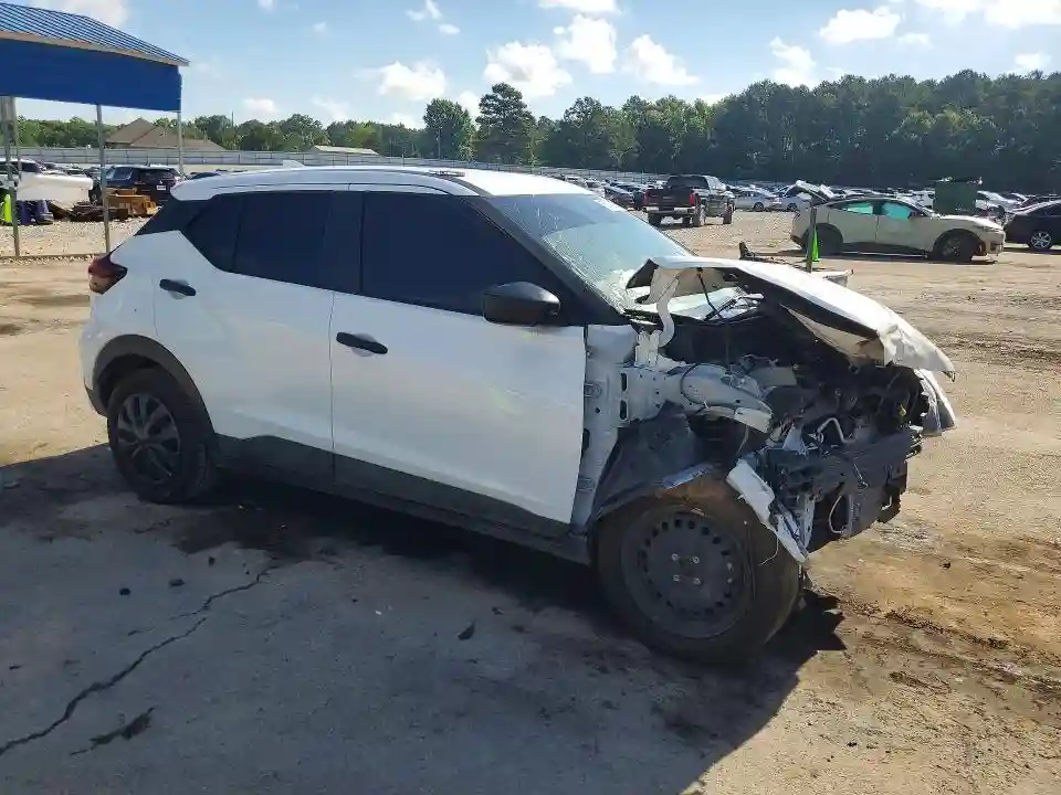 3N1CP5BV0RL543351 2024 NISSAN KICKS-3