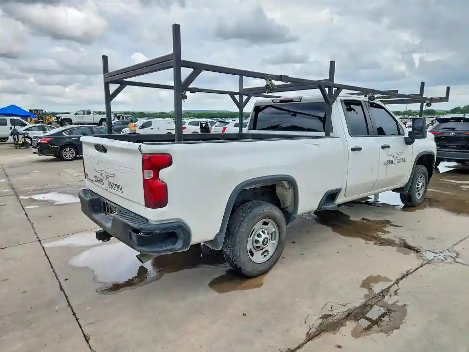 1GC2WLE75MF113640 2021 CHEVROLET ALL MODELS-2