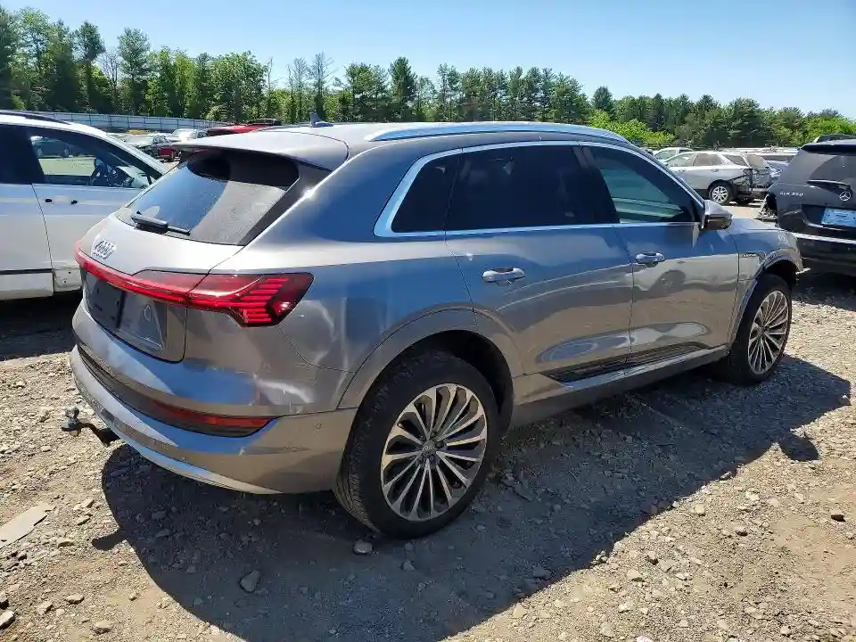 WA1VABGE9KB010060 2019 AUDI E-TRON-2
