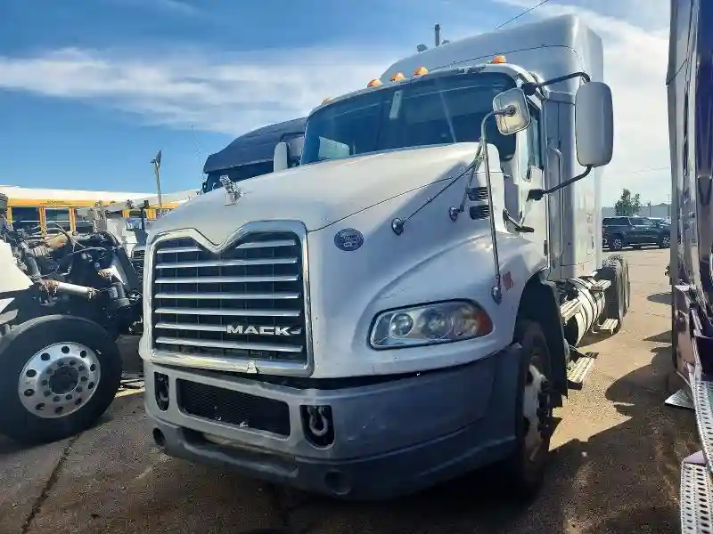 1M1AW09Y4FM052194 2015 MACK ALL OTHER-2