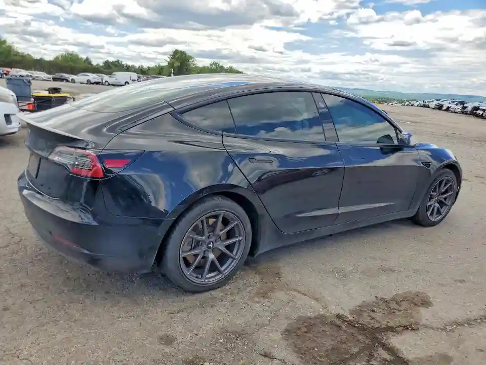 5YJ3E1EA5MF859307 2021 TESLA MODEL 3-2
