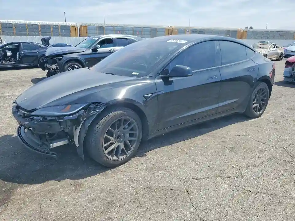 5YJ3E1EAXRF815813 2024 TESLA MODEL 3-0